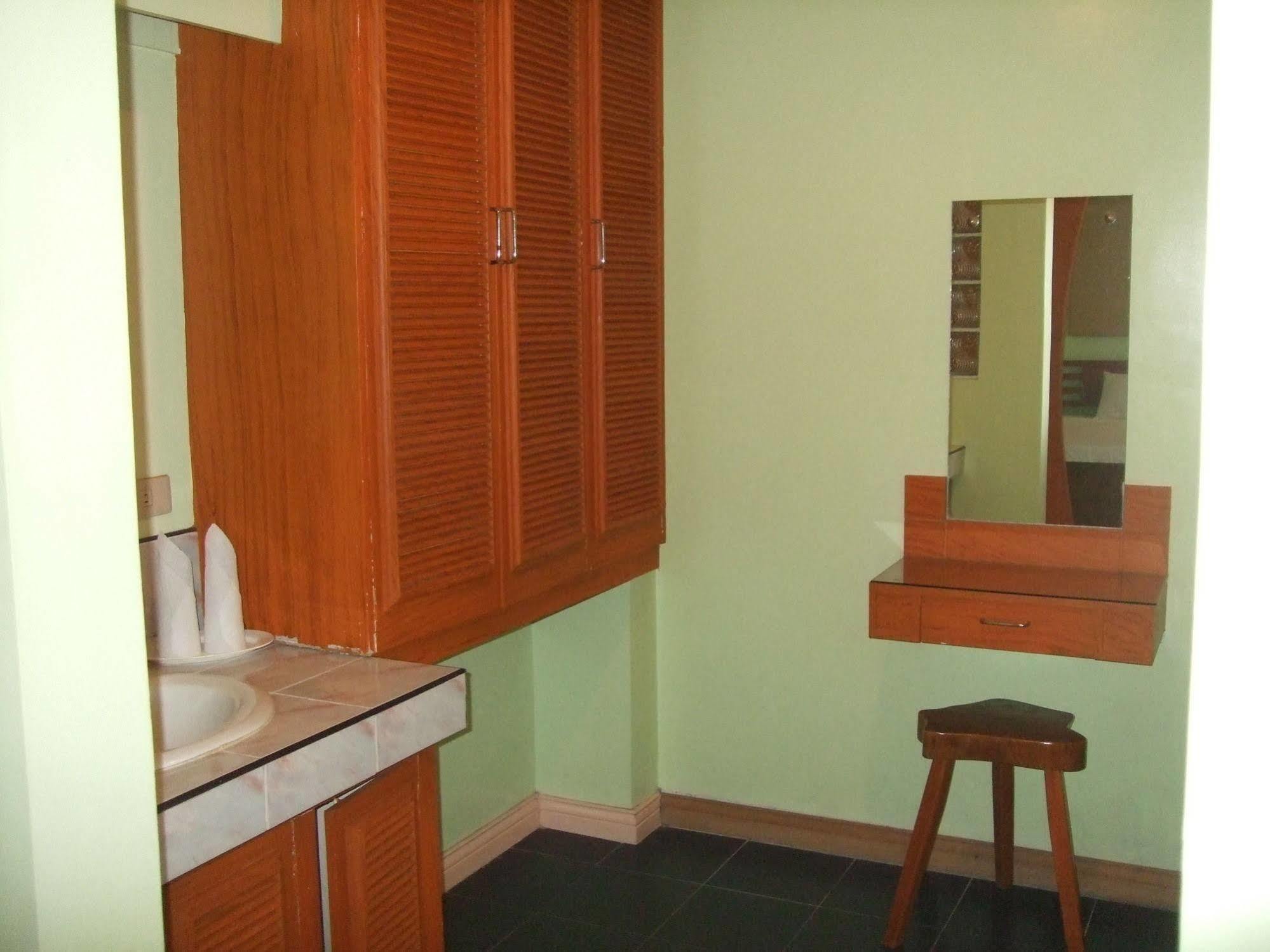 La Esperanza Hotel Kalibo Eksteriør bilde
